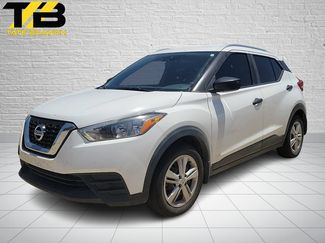 Used 2019 Nissan Kicks S FWD video 1