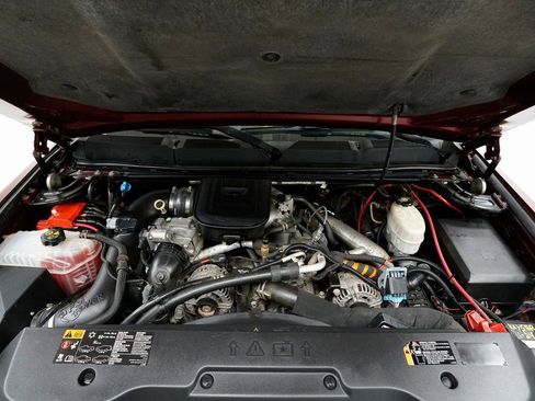 Used 2014 Chevrolet Silverado 2500 LT w/ Z71 Appearance Package image 4