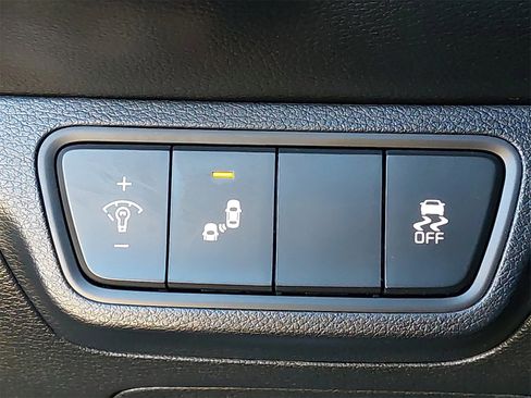 Used 2023 Kia Forte GT-Line w/ GT-Line Technology Package image 32