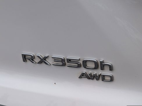 Certified 2023 Lexus RX 350 w/ Accessory Package (2T) image 9
