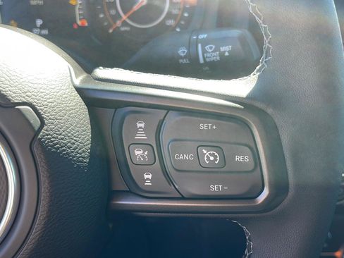 New 2026 Jeep Gladiator Sport AWD/4WD image 16