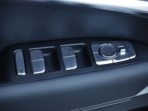 New 2026 Genesis G70 2.5T Prestige image 20