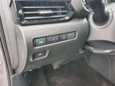 Used 2023 Nissan Sentra SV image 18