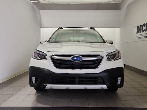 Used 2021 Subaru Outback Limited w/ Popular Package #2 image 3