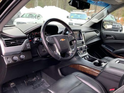 Used 2019 Chevrolet Tahoe LT w/ Luxury Package image 17