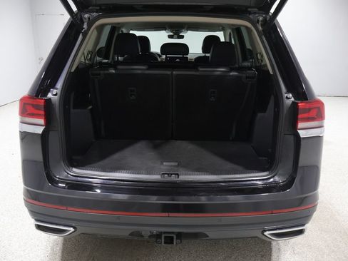 Used 2024 Volkswagen Atlas SE AWD/4WD image 18