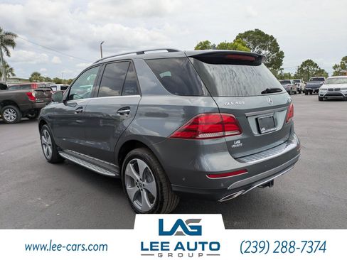 Used 2019 Mercedes-Benz GLE 400 4MATIC w/ Premium 3 Package image 5