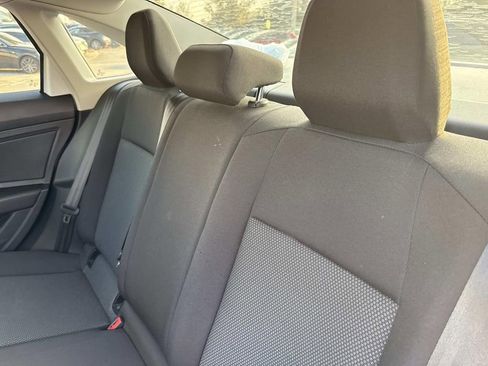Used 2019 Volkswagen Jetta S image 15