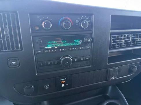 Used 2023 Chevrolet Express 2500 w/ Driver Convenience Package image 18