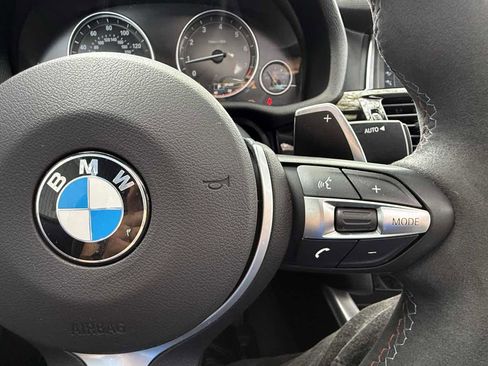 Used 2017 BMW X4 M40i image 21