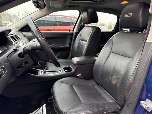 Used 2006 Chevrolet Impala SS w/ Convenience Package image 12