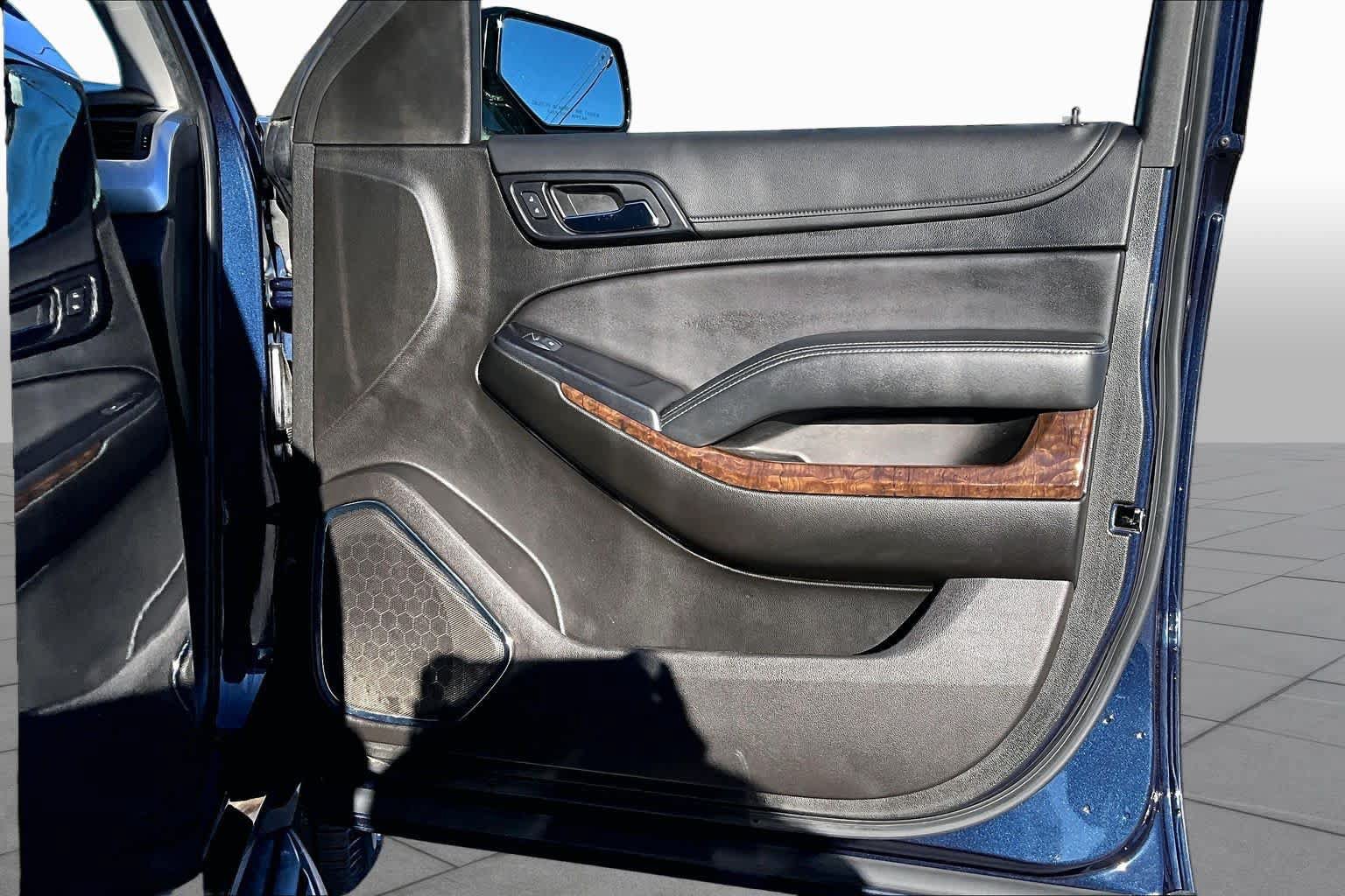 Used 2020 Chevrolet Tahoe LS AWD/4WD image 21