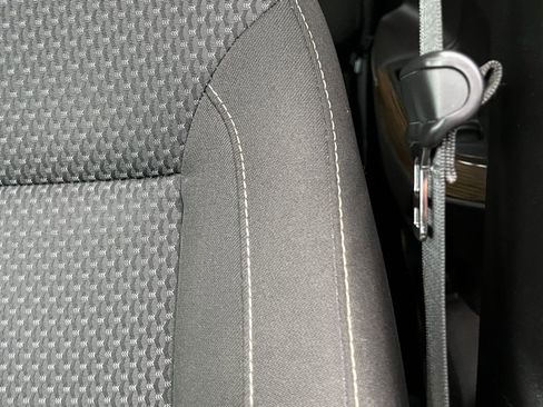 Used 2023 GMC Acadia SLE w/ LPO, Floor Liner Package image 13