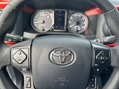 Used 2019 Toyota Tacoma TRD Sport w/ Technology Package RWD image 26