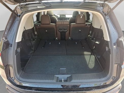 Used 2023 Honda Pilot Elite image 30