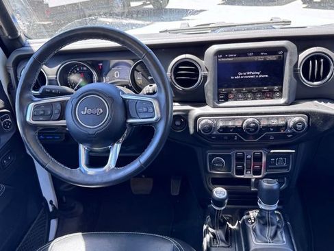 Used 2023 Jeep Wrangler Unlimited Sahara w/ Cold Weather Group AWD/4WD image 11