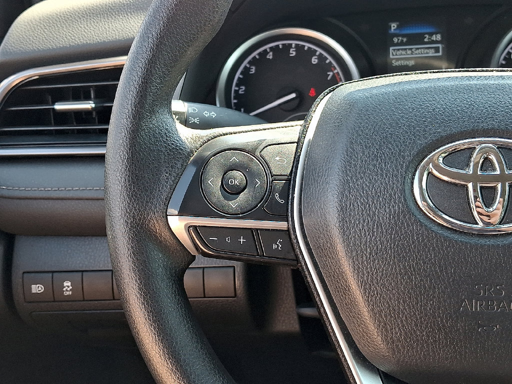 Used 2023 Toyota Camry LE FWD image 9