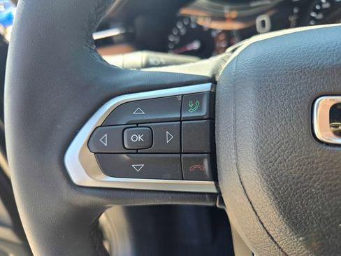 Used 2024 Jeep Compass Limited AWD/4WD image 17