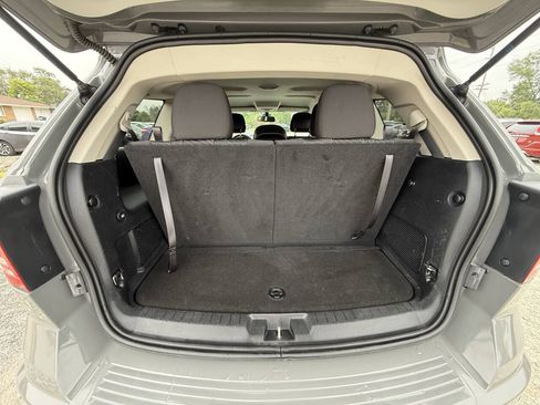 Used 2020 Dodge Journey SE FWD image 17