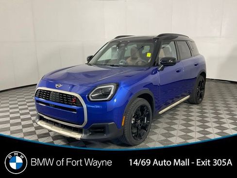 Certified 2025 MINI Cooper Countryman S AWD/4WD image 1