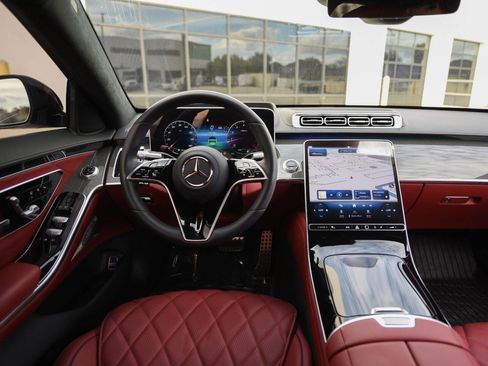 Used 2023 Mercedes-Benz S 580 S 580 4MATIC AWD 4dr Sedan image 20