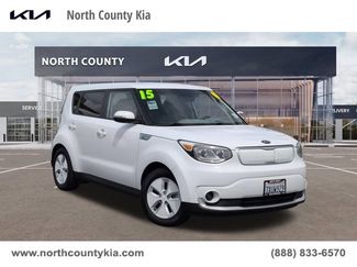 Used 2015 Kia Soul EV FWD video 1