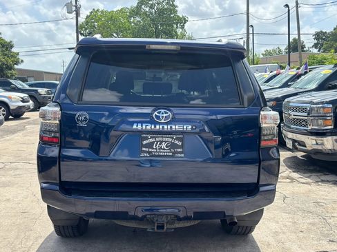 Used 2016 Toyota 4Runner SR5 RWD image 6