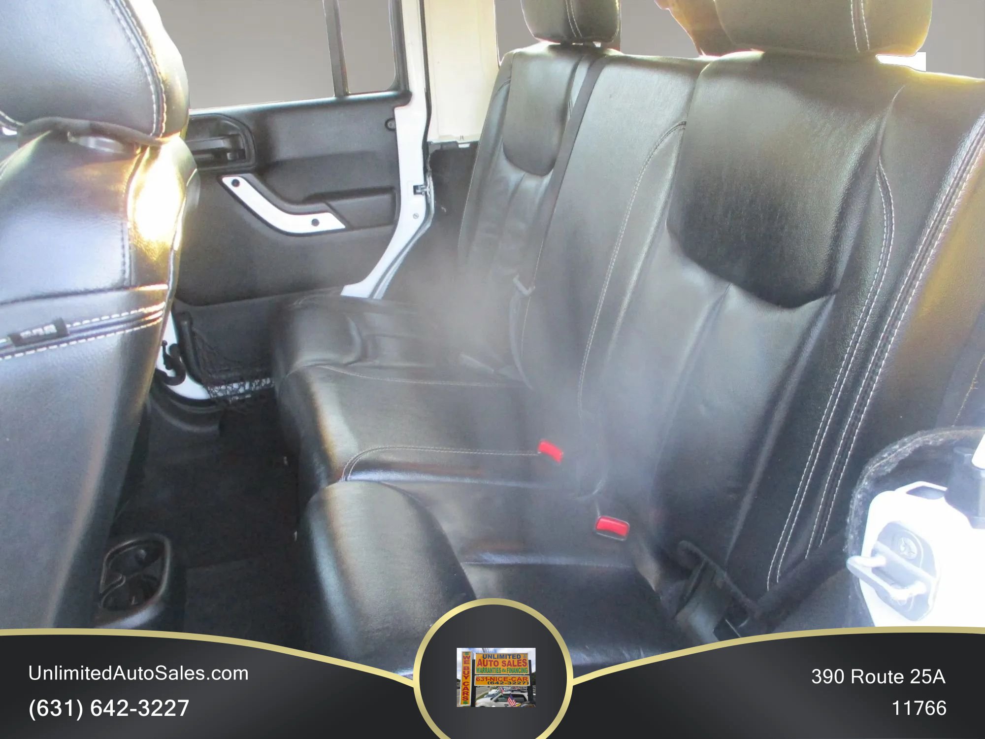 Used 2014 Jeep Wrangler Unlimited Sahara AWD/4WD image 6