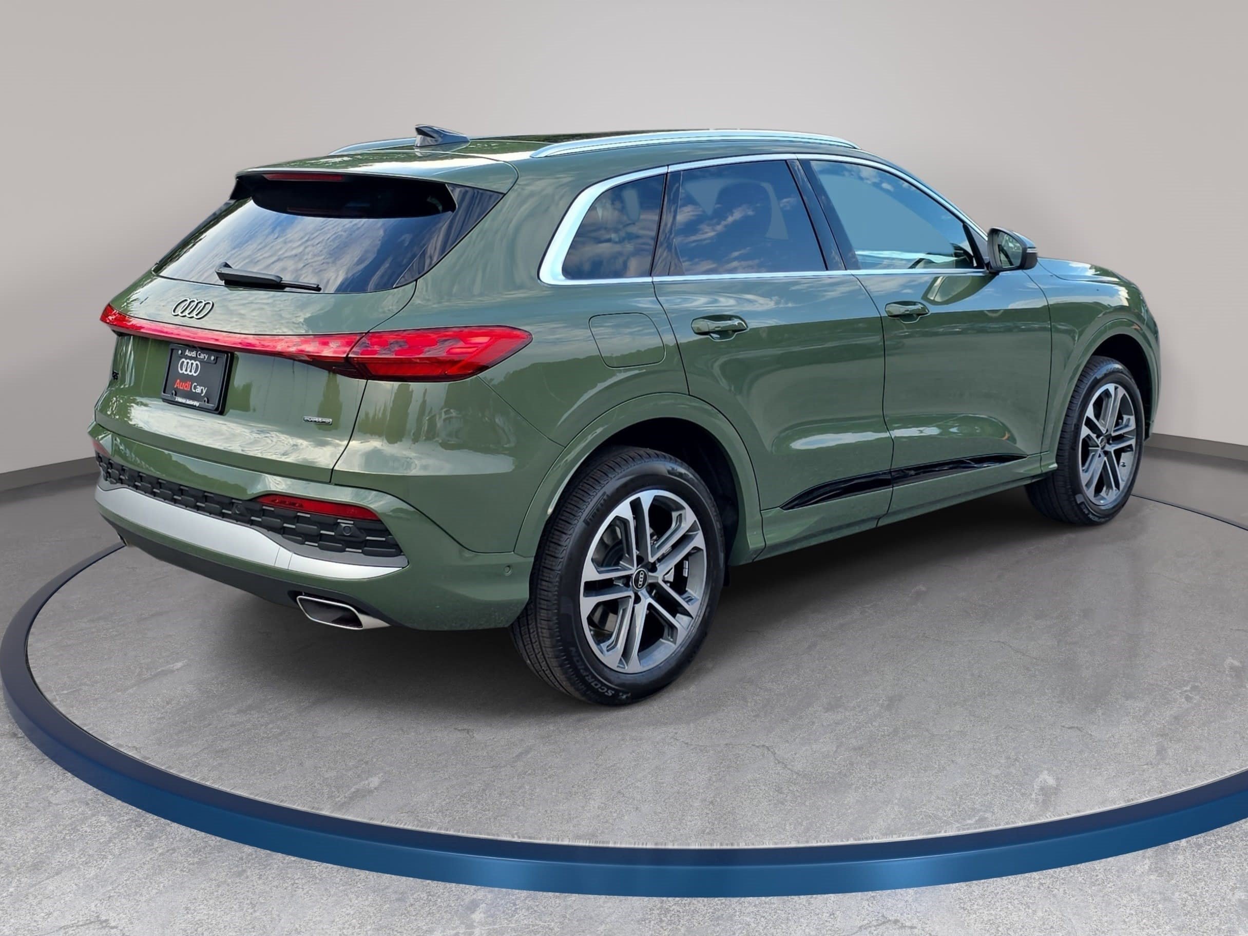 New 2026 Audi Q5 Premium AWD/4WD image 5