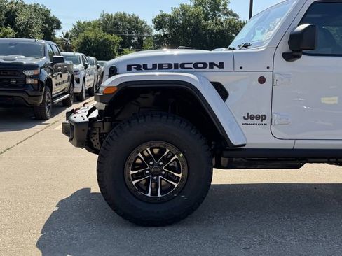 New 2026 Jeep Wrangler Unlimited Rubicon AWD/4WD image 9