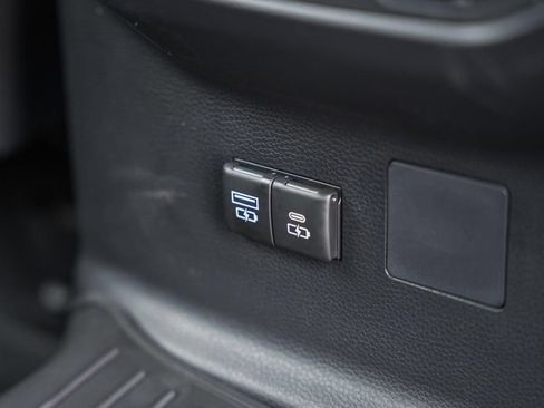 New 2026 Toyota Tundra Limited AWD/4WD image 34