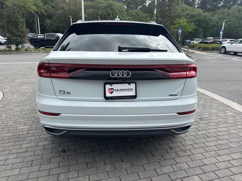 Used 2023 Audi Q8 Premium w/ Convenience Package image 8