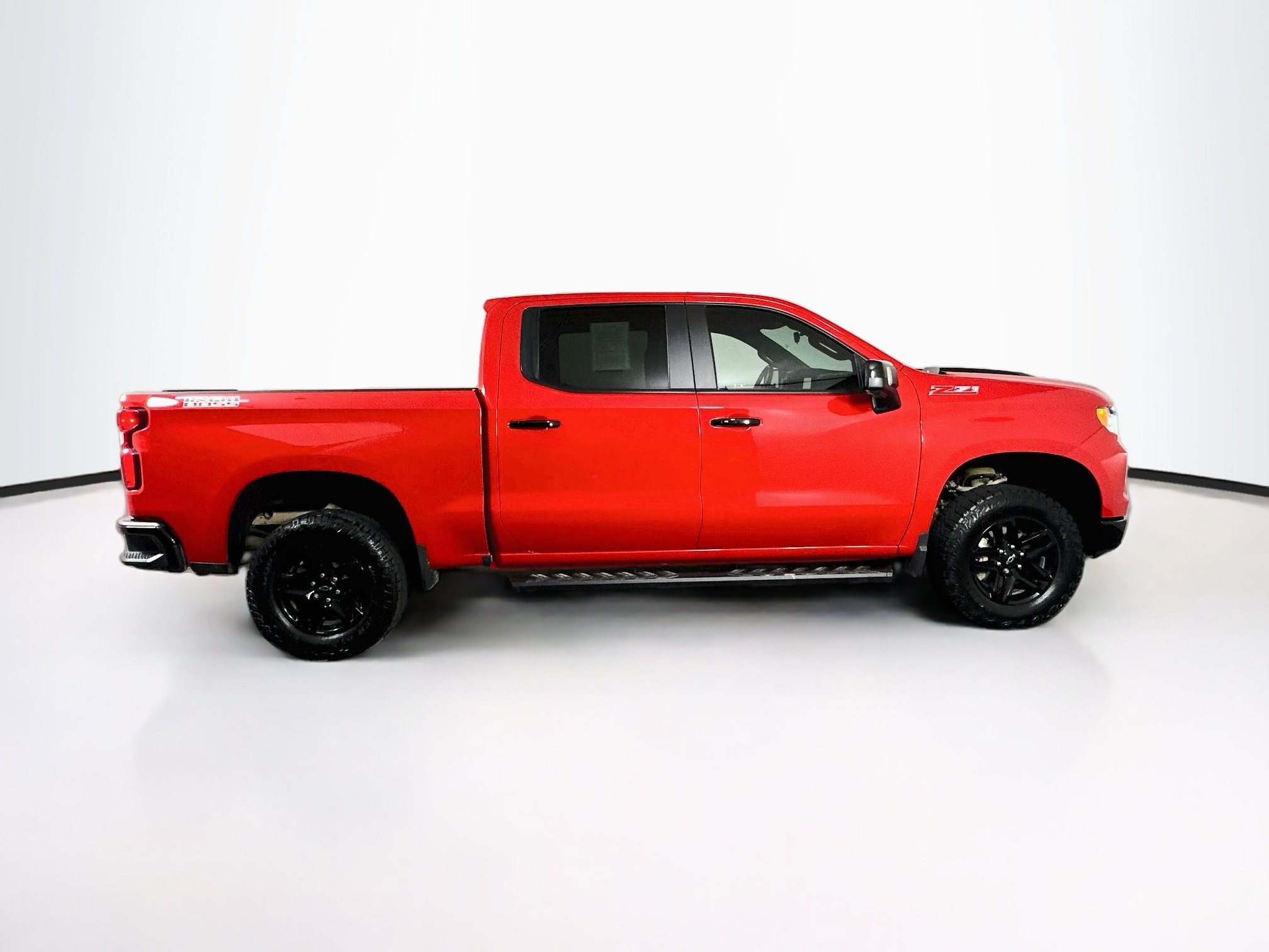Used 2024 Chevrolet Silverado 1500 LT Trail Boss w/ Convenience Package II AWD/4WD image 10