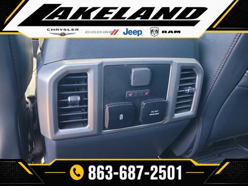 Used 2022 Ford F350 Platinum AWD/4WD image 13
