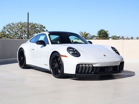 New 2026 Porsche 911 Carrera GTS image 7