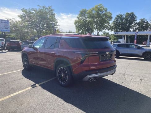 New 2025 Chevrolet Traverse LT w/ Sun and Wheel Package image 5