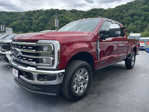 New 2026 Ford F350 Lariat w/ Chrome Package AWD/4WD image 3