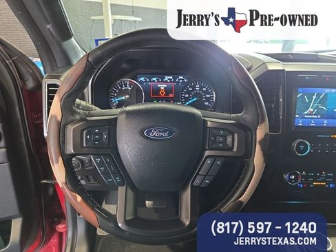 Used 2021 Ford Expedition Limited RWD image 12