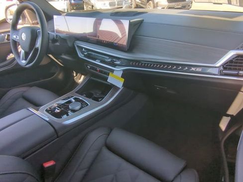 New 2026 BMW X5 sDrive40i w/ Premium Package image 12