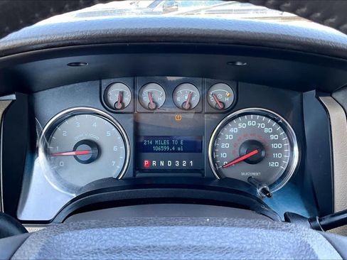 Used 2010 Ford F150 XLT RWD image 23