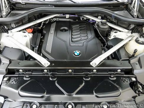 Used 2023 BMW X6 xDrive40i w/ M Sport Package image 27