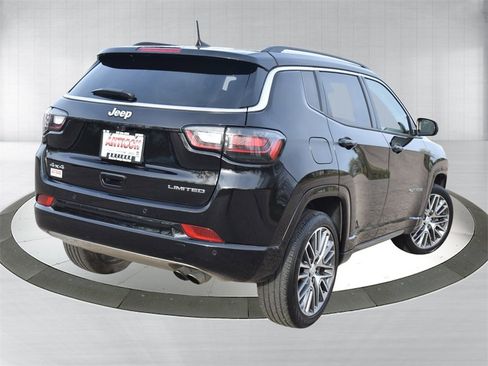 Used 2022 Jeep Compass Limited w/ Elite Group image 8
