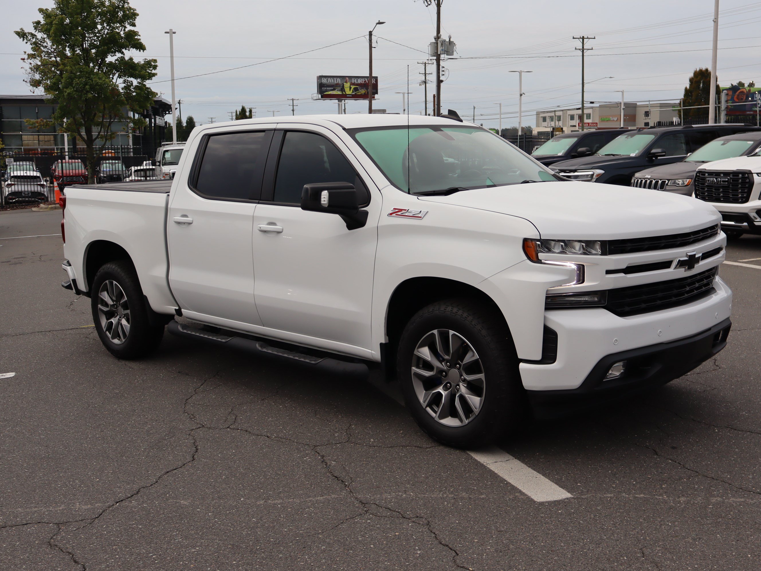 Used 2022 Chevrolet Silverado 1500 RST w/ Safety Package AWD/4WD image 2