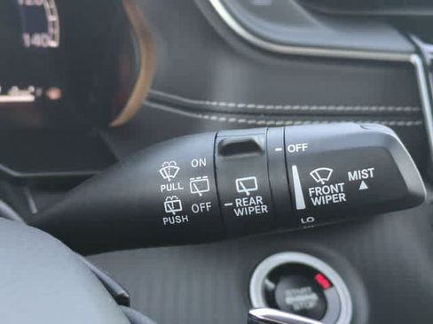 Certified 2025 Jeep Grand Cherokee L Altitude AWD/4WD image 28