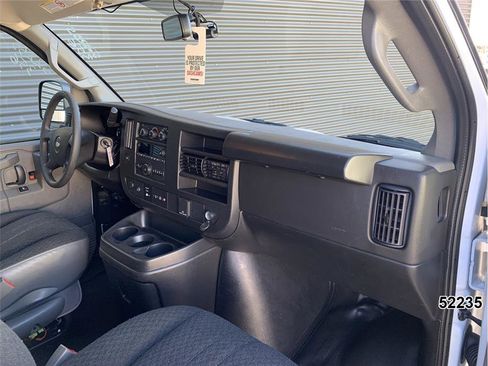 Used 2023 Chevrolet Express 2500 w/ Driver Convenience Package image 27