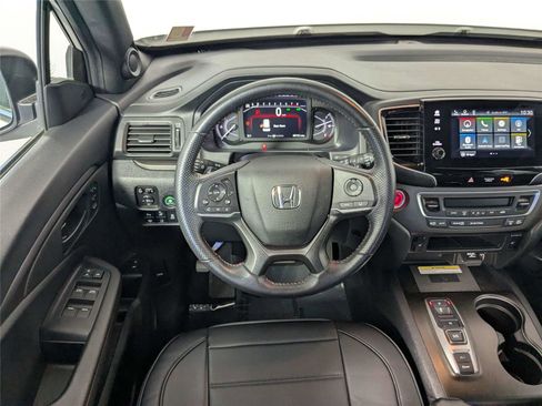 Used 2022 Honda Passport TrailSport image 34