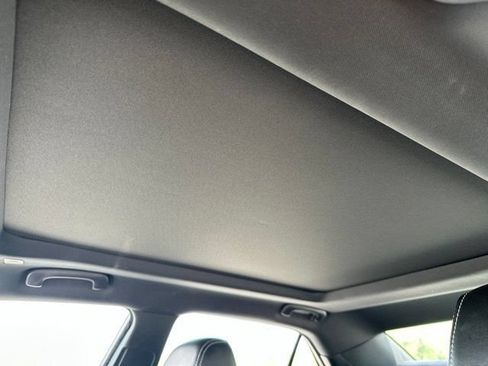 Used 2023 Chrysler 300 S RWD image 17