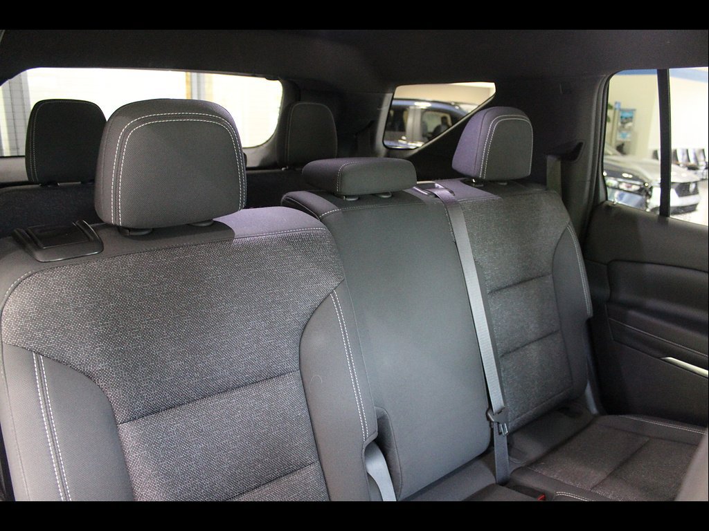 Used 2024 Chevrolet Traverse LS FWD image 21