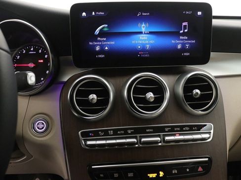 Certified 2022 Mercedes-Benz GLC 300 image 11