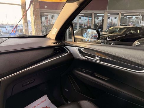 Used 2023 Cadillac XT5 Premium Luxury image 37